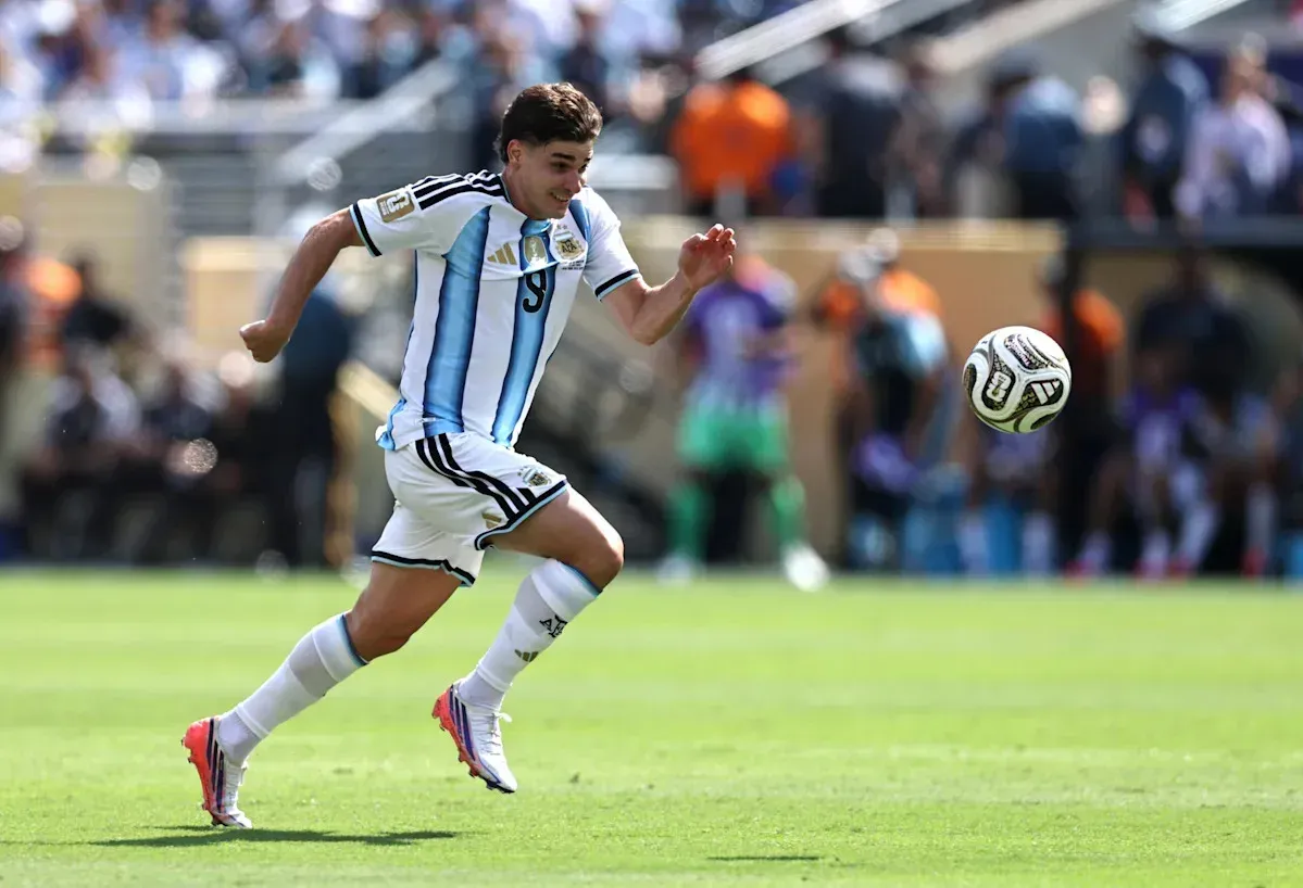 Arsenal Close In on Julian Alvarez as Berta Holds Direct Talks