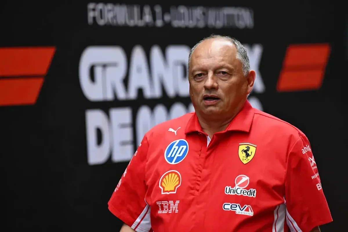 Fittipaldi Wants Hamilton to Hunt Down Antonelli in 2026 Championship Fight