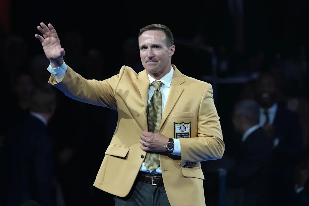 Five NFL Legends Enshrined in Canton as Pro Football Hall of Fame Class of 2026 Is Confirmed