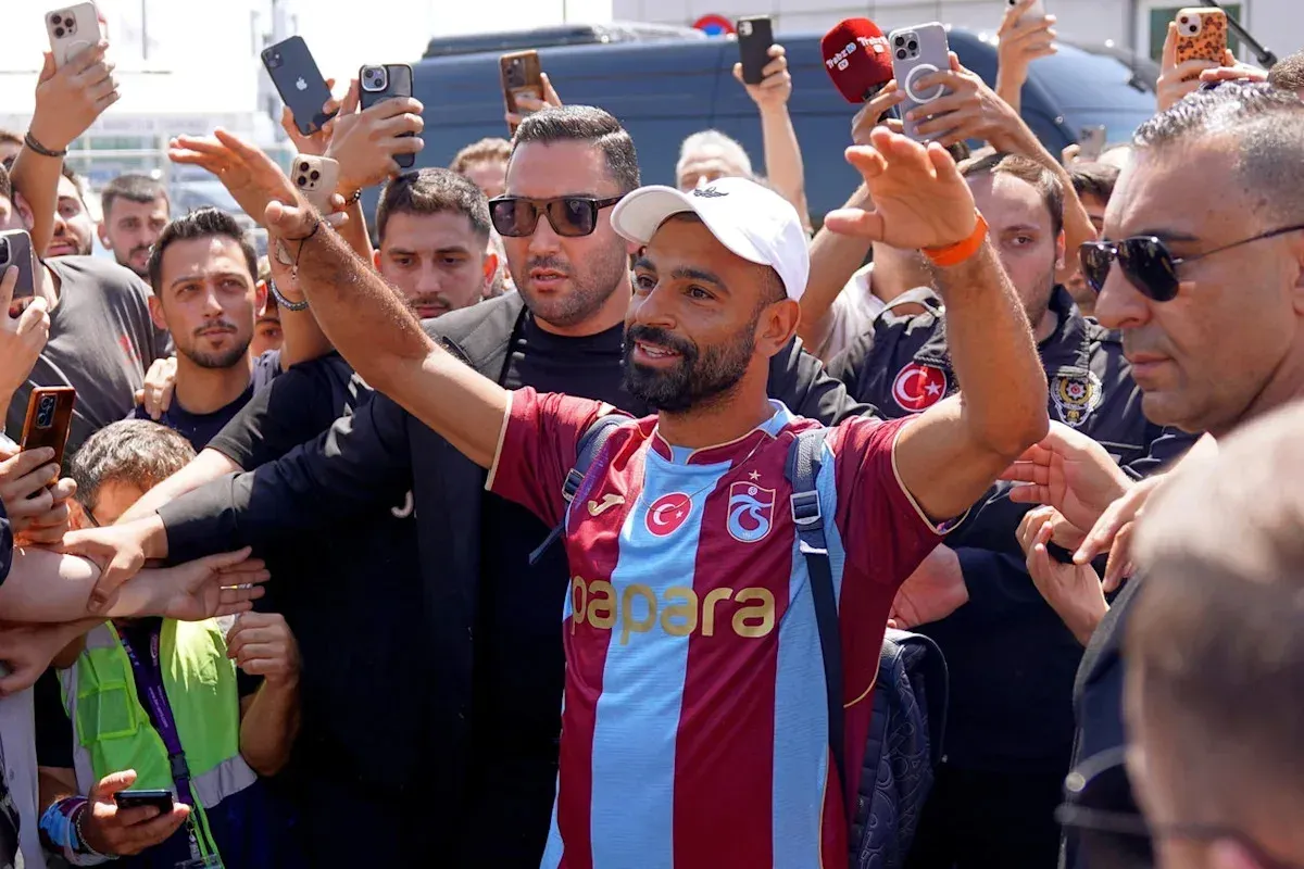 Mohamed Salah Signs for Trabzonspor After Liverpool Exit