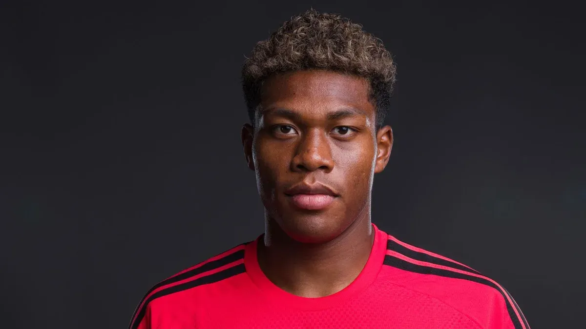 PSG Make €33m Move for Parma and Japan Goalkeeper Zion Suzuki